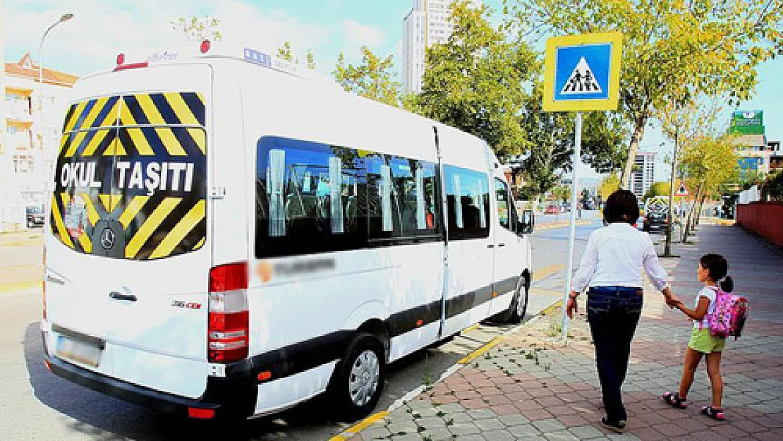 Trafik akışının rahatlaması amacıyla servis güzergahları düzenlendi