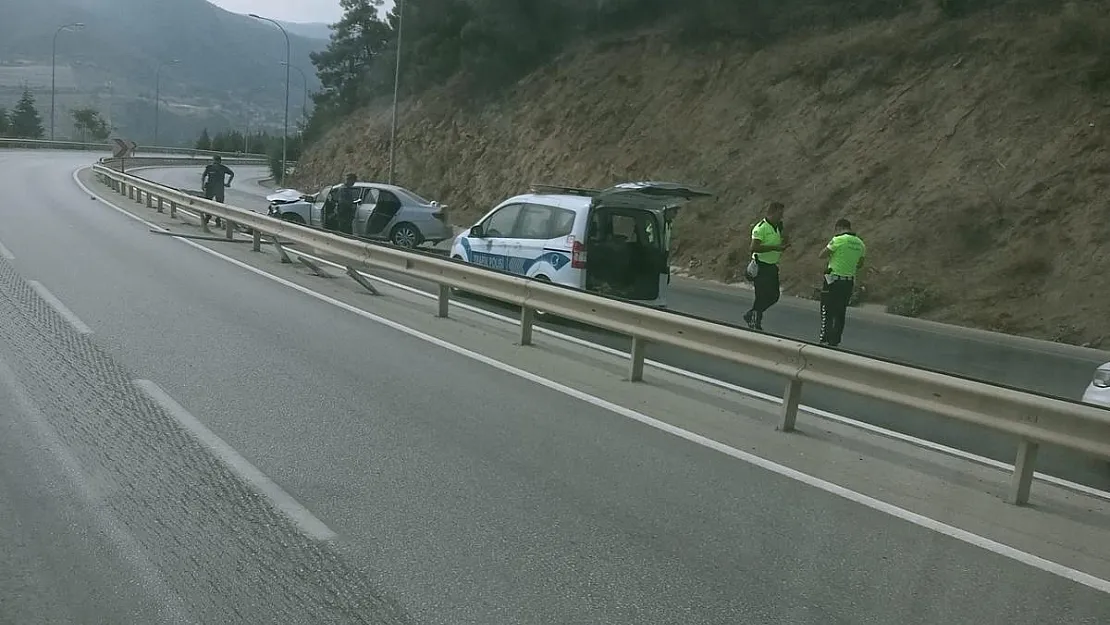 Trafik kazasında 2 kişi yaralandı