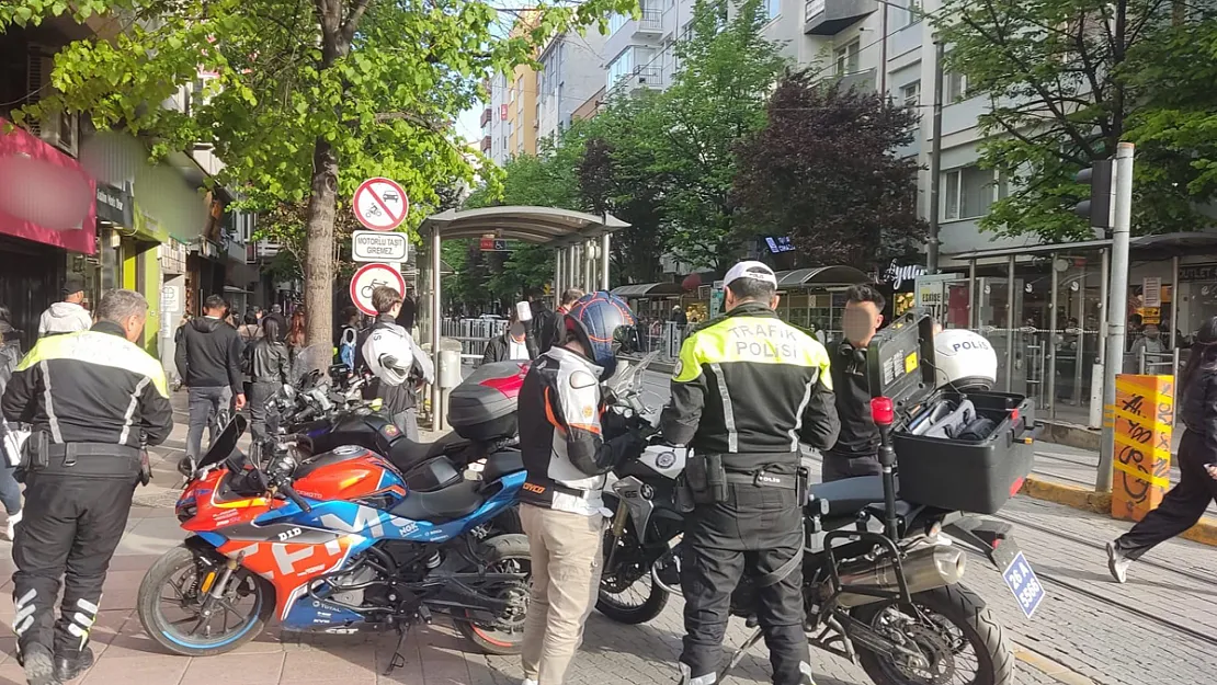 Trafik Kurallarına Uymayan 41 Motosiklet Sürücüsüne Ceza Kesildi