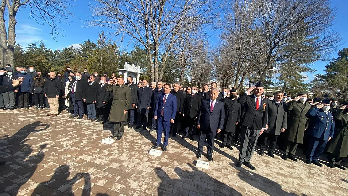 Tüm kahramanlarımızı minnet, şükran ve rahmetle anıyoruz