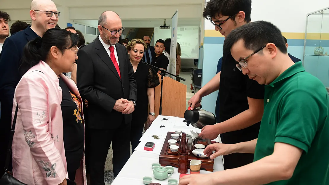 Turizm Fakültesi Öğrencileri Profesyonel Seviyede Mezun Oluyor