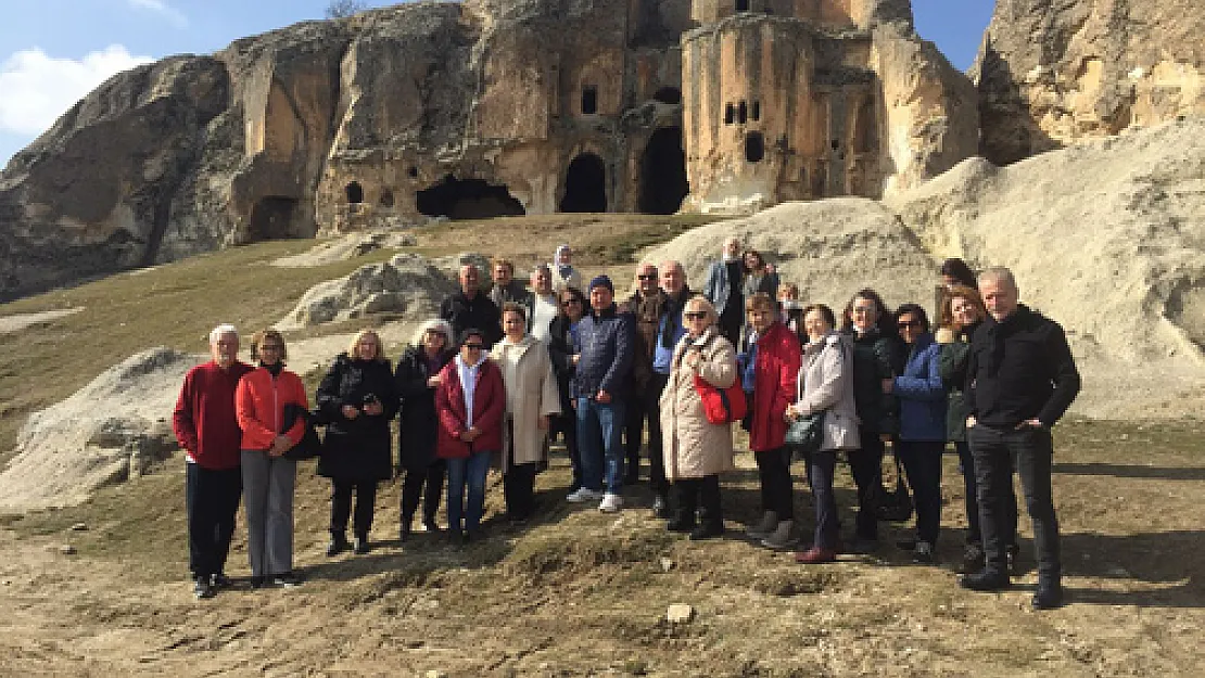 Turizmcilerin Ayazini ilgisi sürüyor