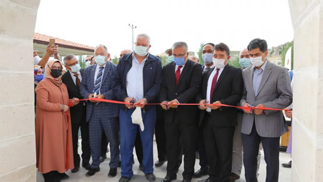 Turizmin yeni merkezi Ayazini’nde sergi açıldı