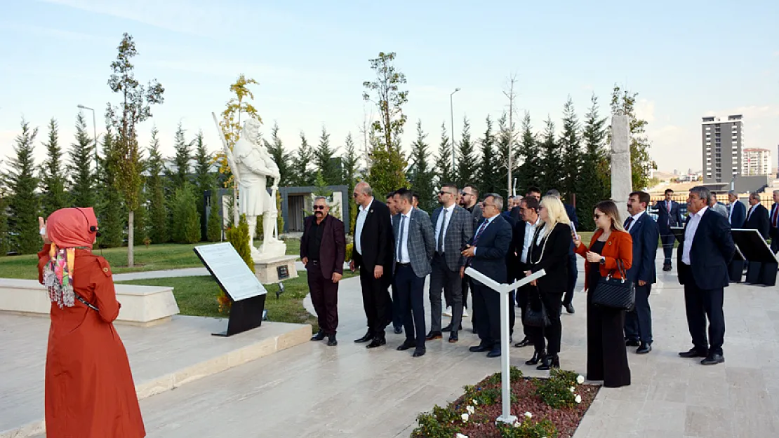 “Türk mührünün vurulduğu belediyeleri artırmalıyız”