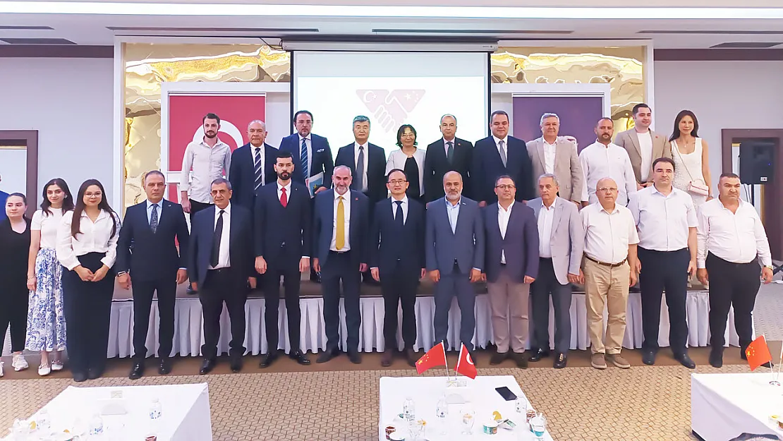 Türkiye-Çin arasındaki ticaret hacim nasıl gelişir? Bu panelde ayrıntıları anlatıldı