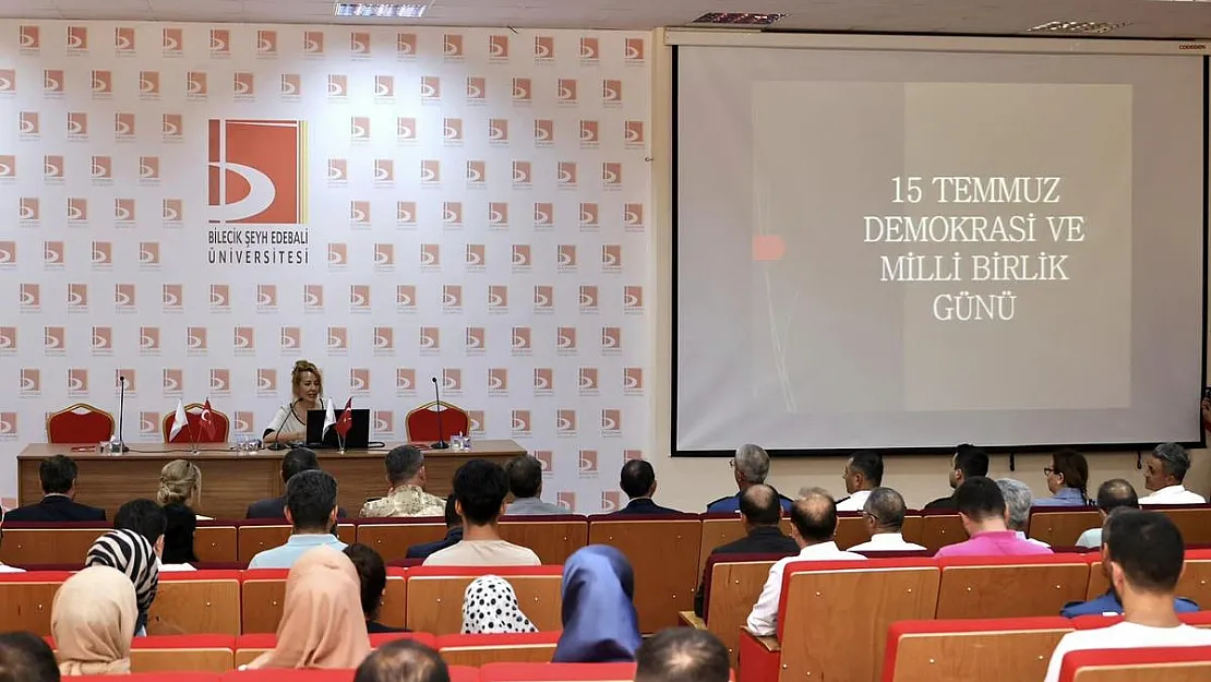 ‘Türkiye Yüzyılının Kahramanları’ adlı konferans düzenlendi