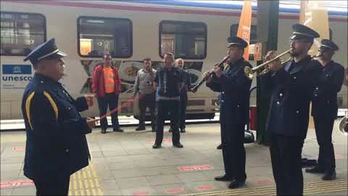 TÜRSAB Gastronomi Treni ilk seferine Afyon'dan çıktı