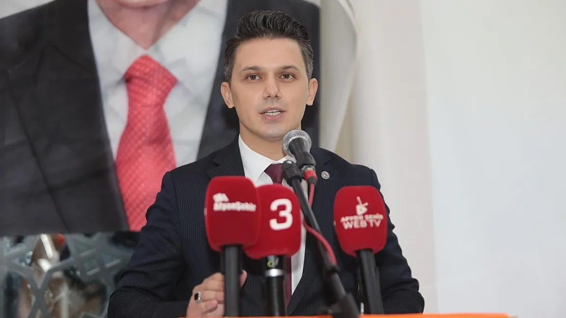 'Umudun Ve Geleceğin Adı AK Parti'dir'