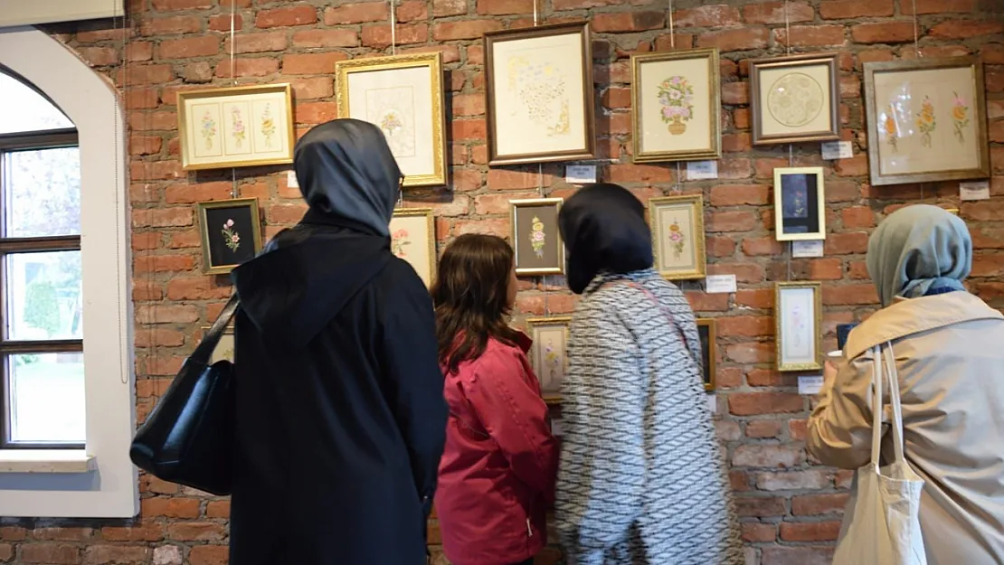 'Ustanın Işığında Filizlenen Zarafet' Tezhip Sergisi Açıldı