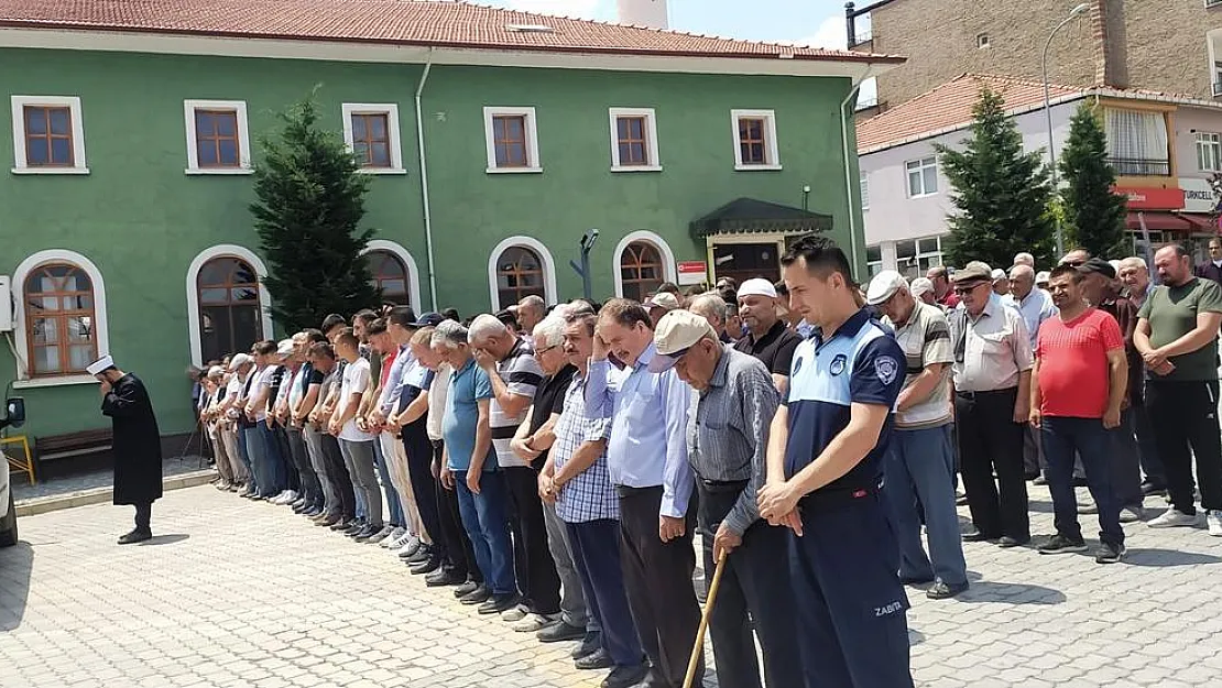 Üzerine televizyon düşen 2,5 yaşındaki çocuk 50 günlük yaşam savaşını kaybetti