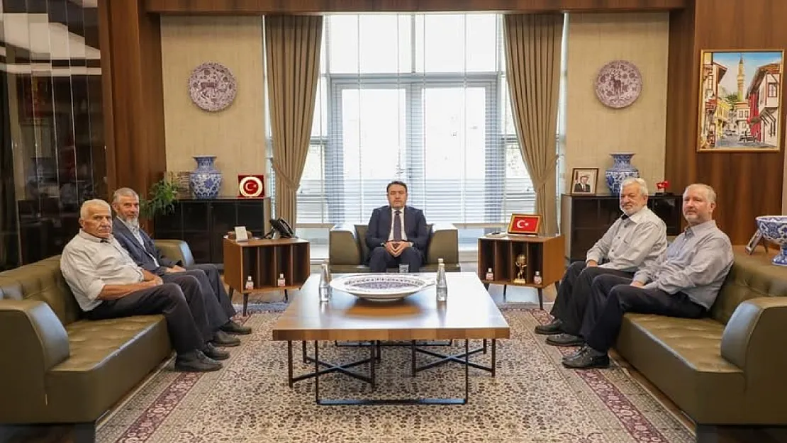 Vali Musa Işın, Şehit Ailelerini Makamında Ağırladı