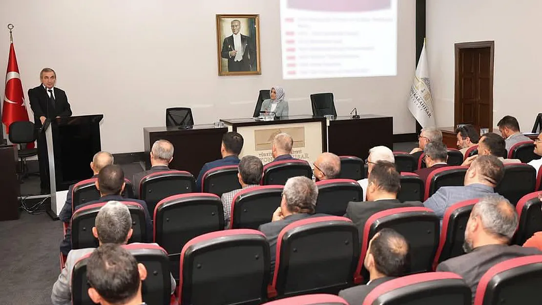 Vali ve STK'lar El Ele Verdi: Afyon'da Eğitime Milli Hamle!