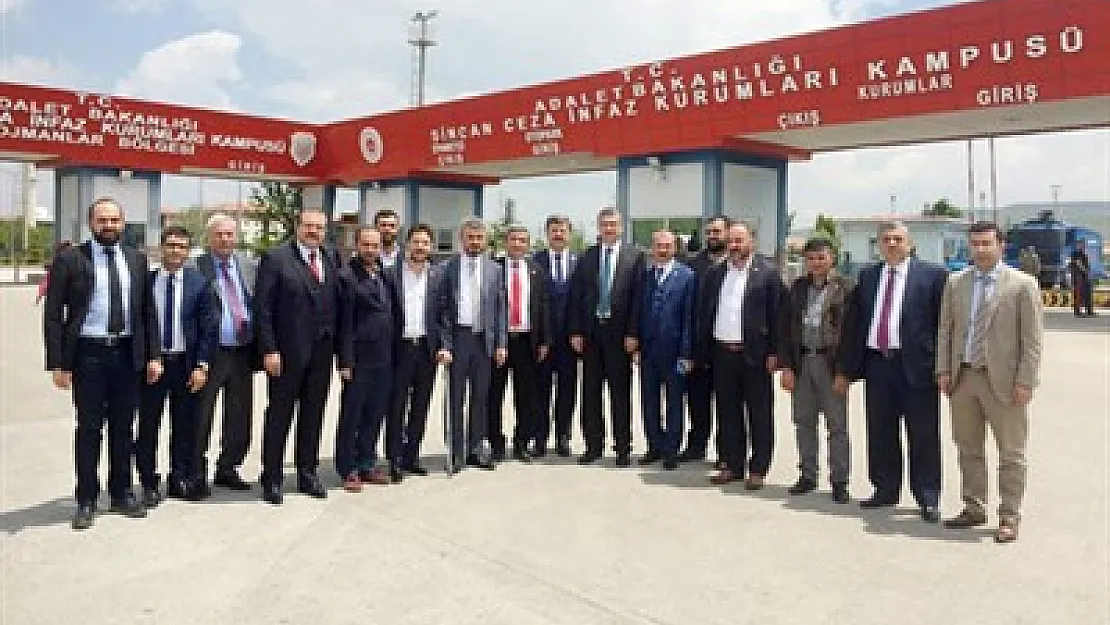 “Vatan hainleri, hak ettikleri cezayı alacak”