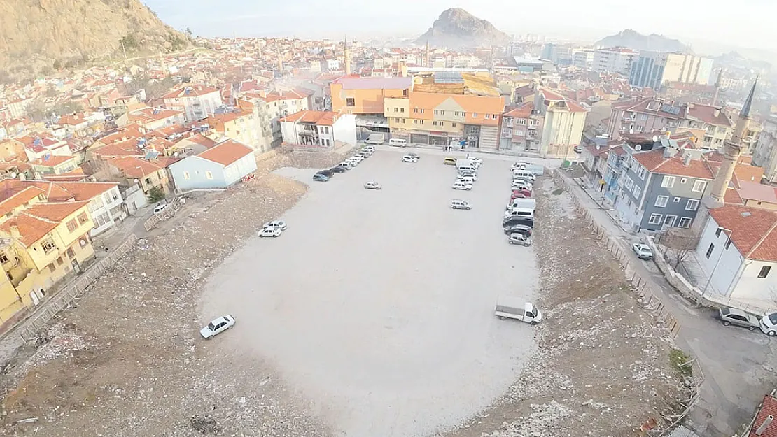 Vatandaş Diyor Ki “Otopark İçin İşbirliği Şart”