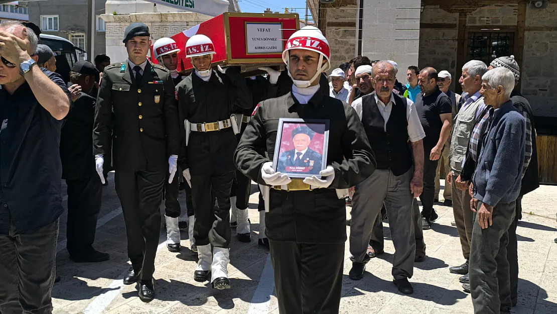 Vefat Eden Kıbrıs Gazisi Toprağa Verildi