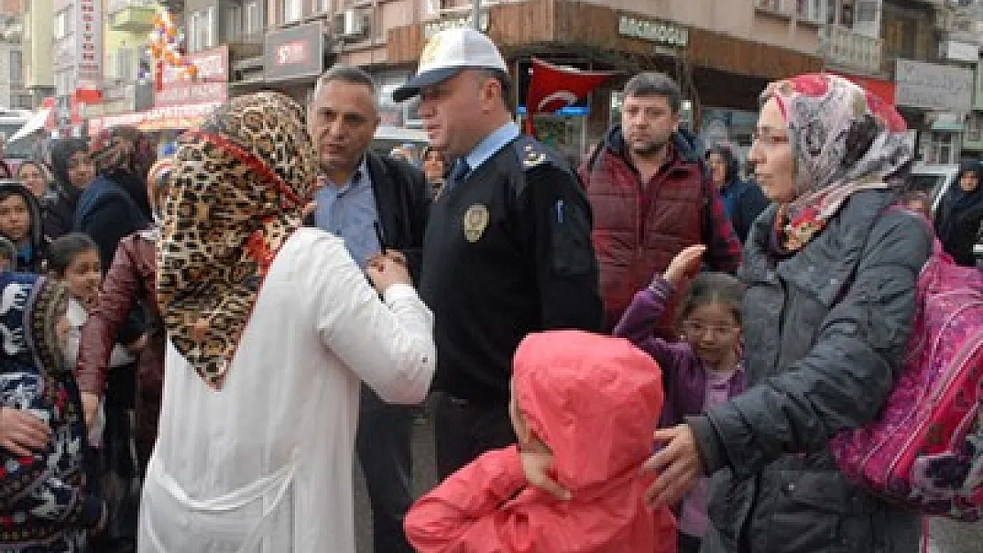 Velilerden yol kapatmalı eylem – Kocatepe Gazetesi