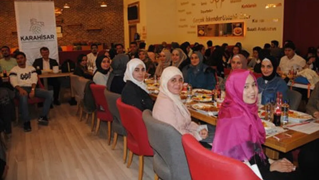 Yabancı öğrencilere iftar verildi – Kocatepe Gazetesi