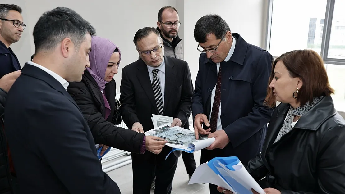 Yaşlı Ve Engelli Sağlıklı Yaşam Merkezi'ne İnceleme