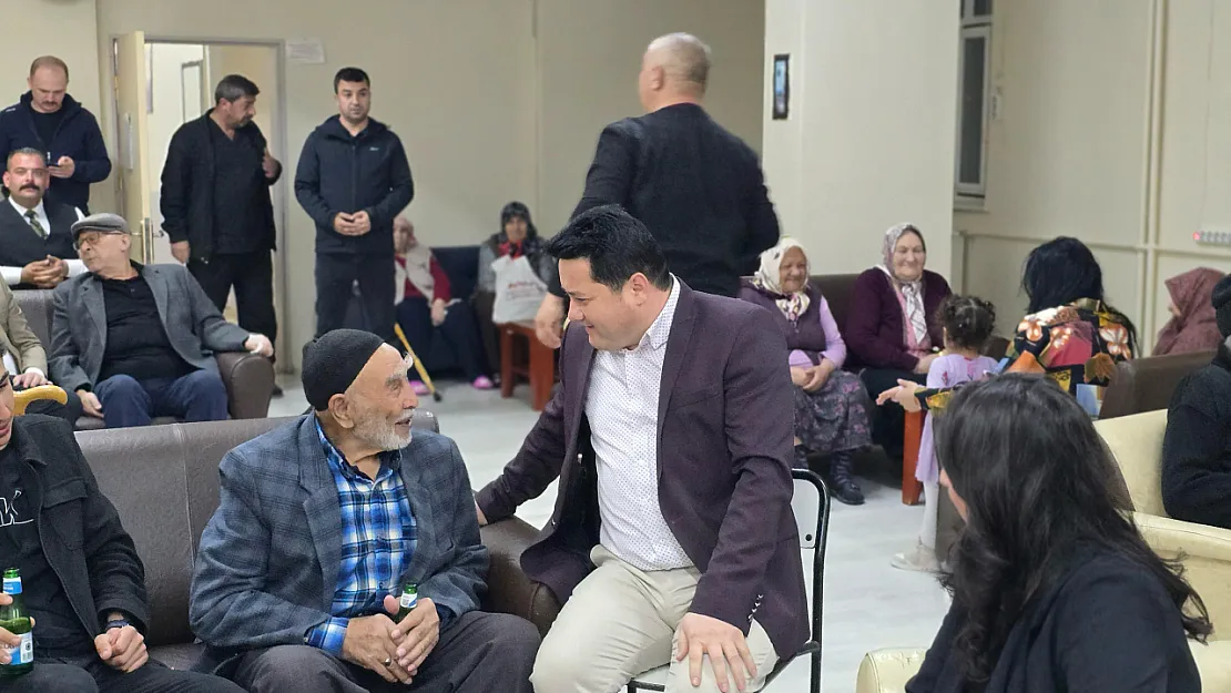 'Yaşlılarımız Bizim Baş Tacımızdır'