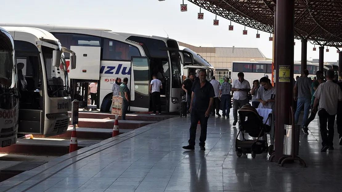 Yaz sezonunda Eskişehir otogarında beklenen yoğunluk oluşmadı