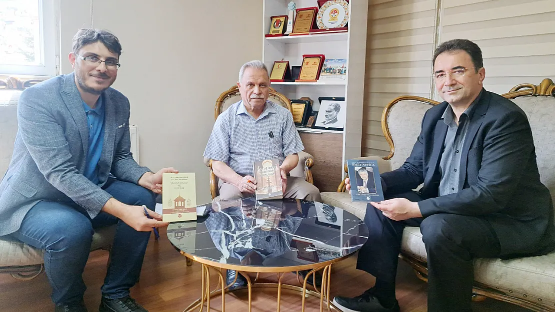 Yazar Şahintepe'den 1 Yılda 3 Kıymetli Eser