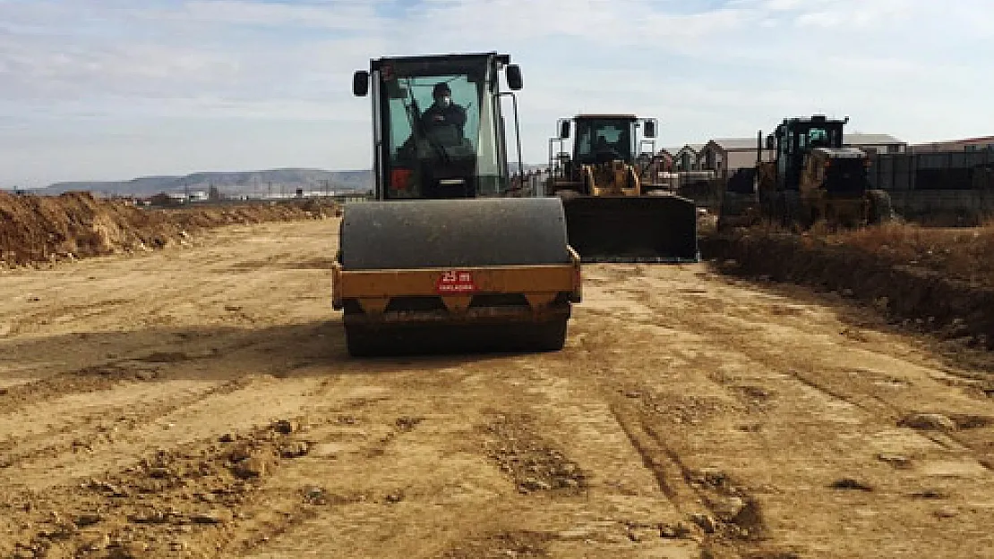 Yenice’de yeni yol  çalışmaları sürüyor