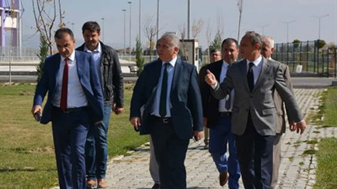 Yıldırım'dan Tortop'a ziyaret – Kocatepe Gazetesi