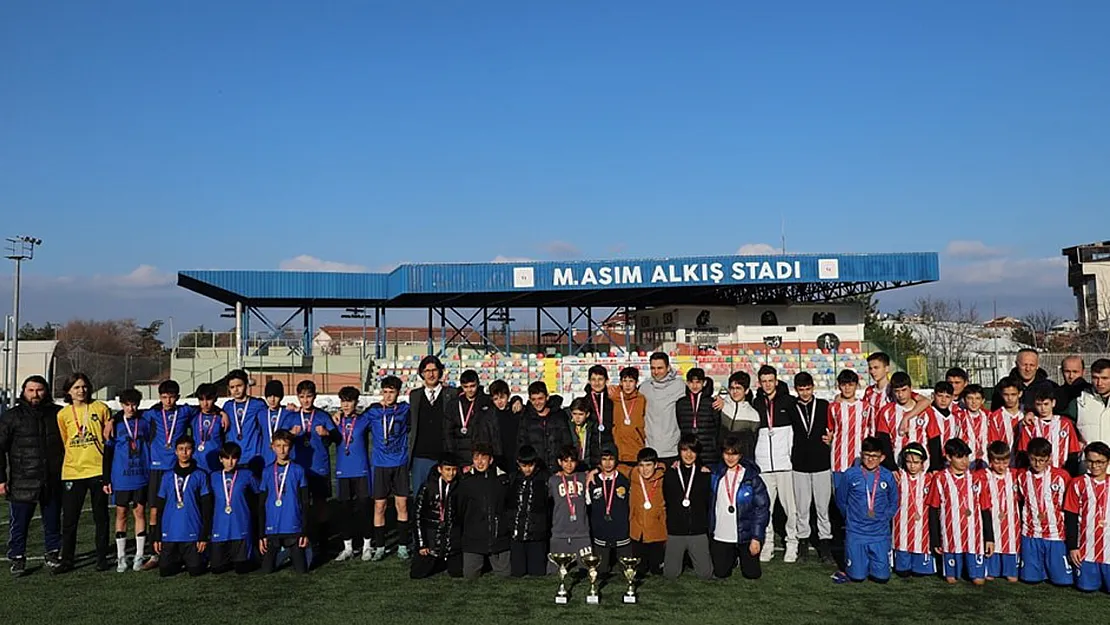 'Yıldız Erkek Futbol İl Birinciliği' Müsabakaları Tamamlandı