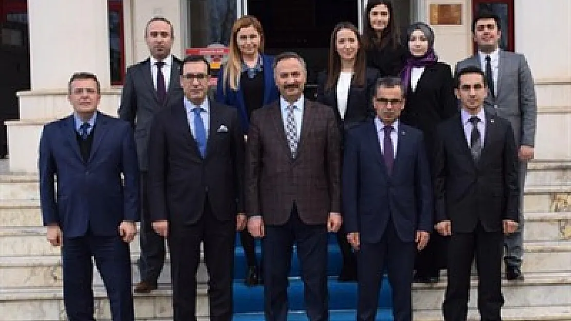 Yılmaz Akcil, Adliye’yi ziyaret etti