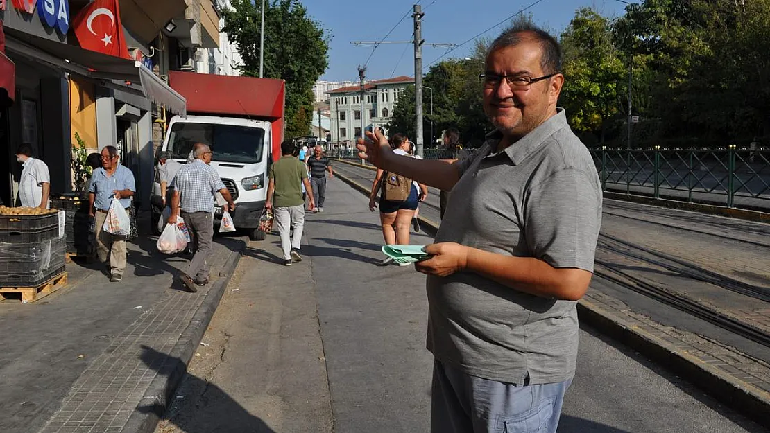 Zabıtalarla problem yaşayan fırıncı kaldırıma cep yapılmasını istiyor