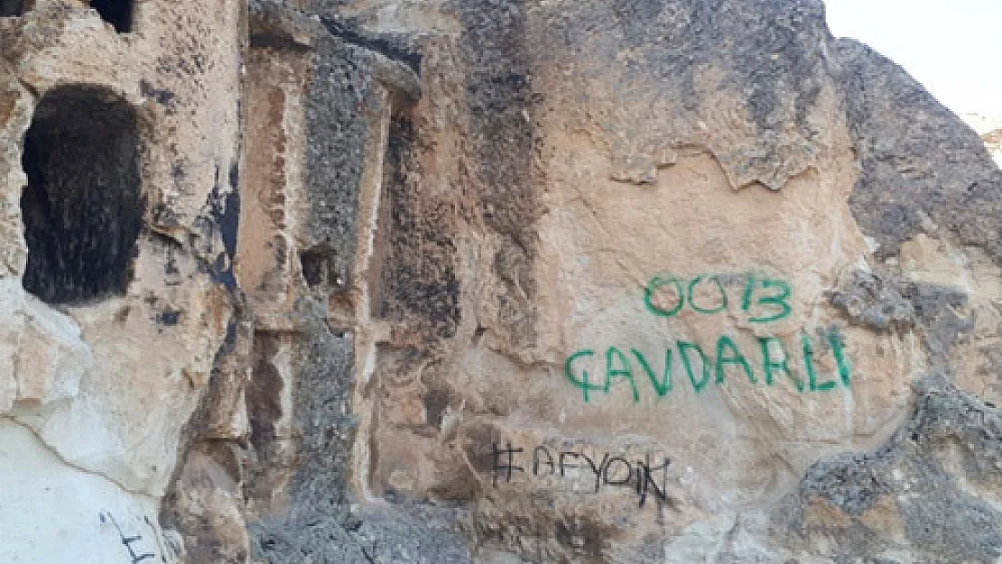 'Zarar veriyorsunuz'