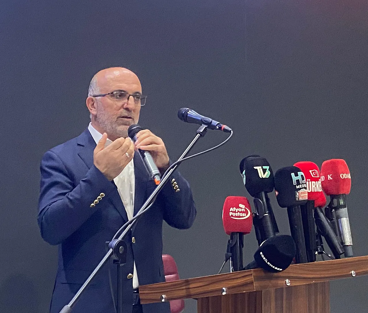 Afyon'da Dev Yatırım! Alimoğlu Marble'ın Yeni Slabbase Fabrikası Görkemli Törenle Açıldı