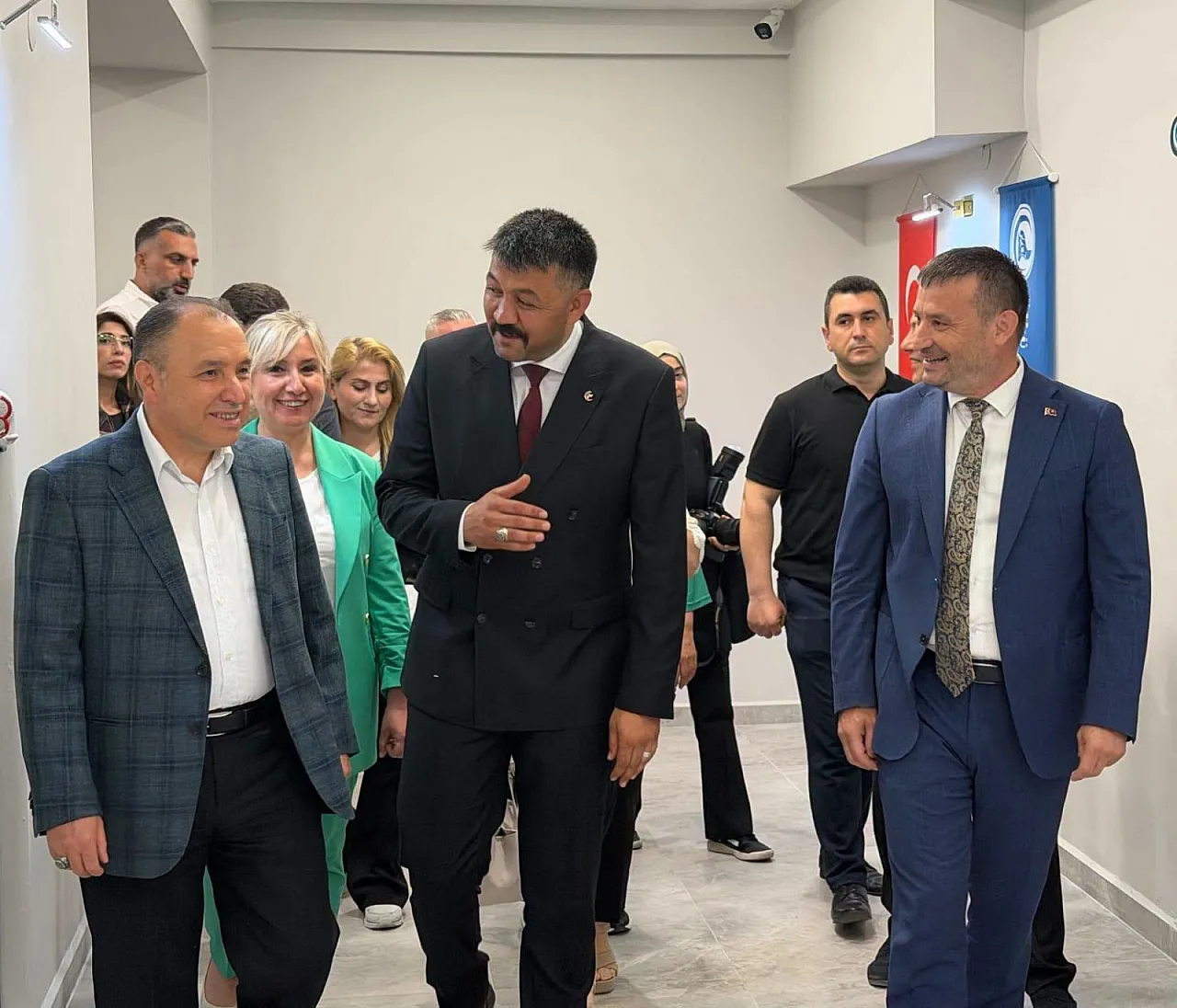 AKÜ Rektörü Tehlikeyi Gözler Önüne Serdi!