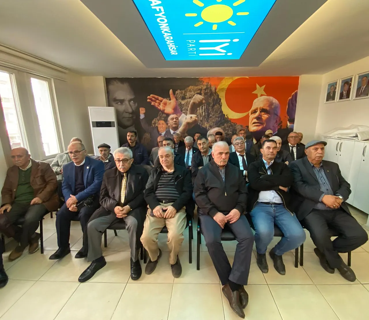 İYİ Partili Mısırlıoğlu'ndan Çarpıcı Açıklama: Fon Soygununda Afyon'lu İşadamlarının 1 Milyar Üzerinde Kaybı Var!