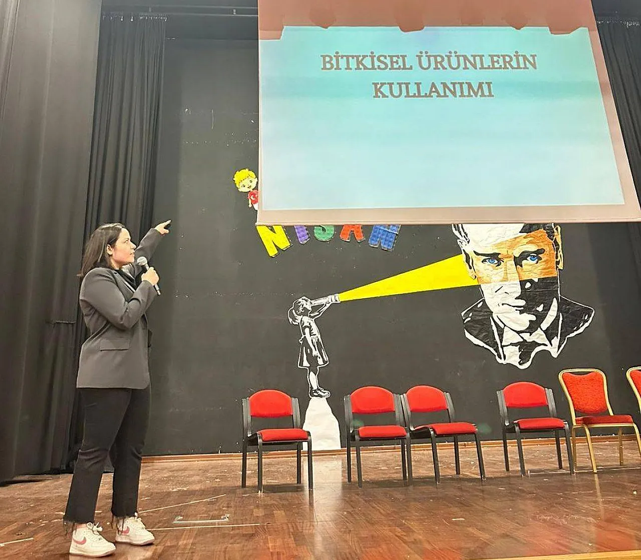 AFSÜ Tıp Fakültesini 287 Öğrencisi Sosyal Sorumluluklarını Tamamladı