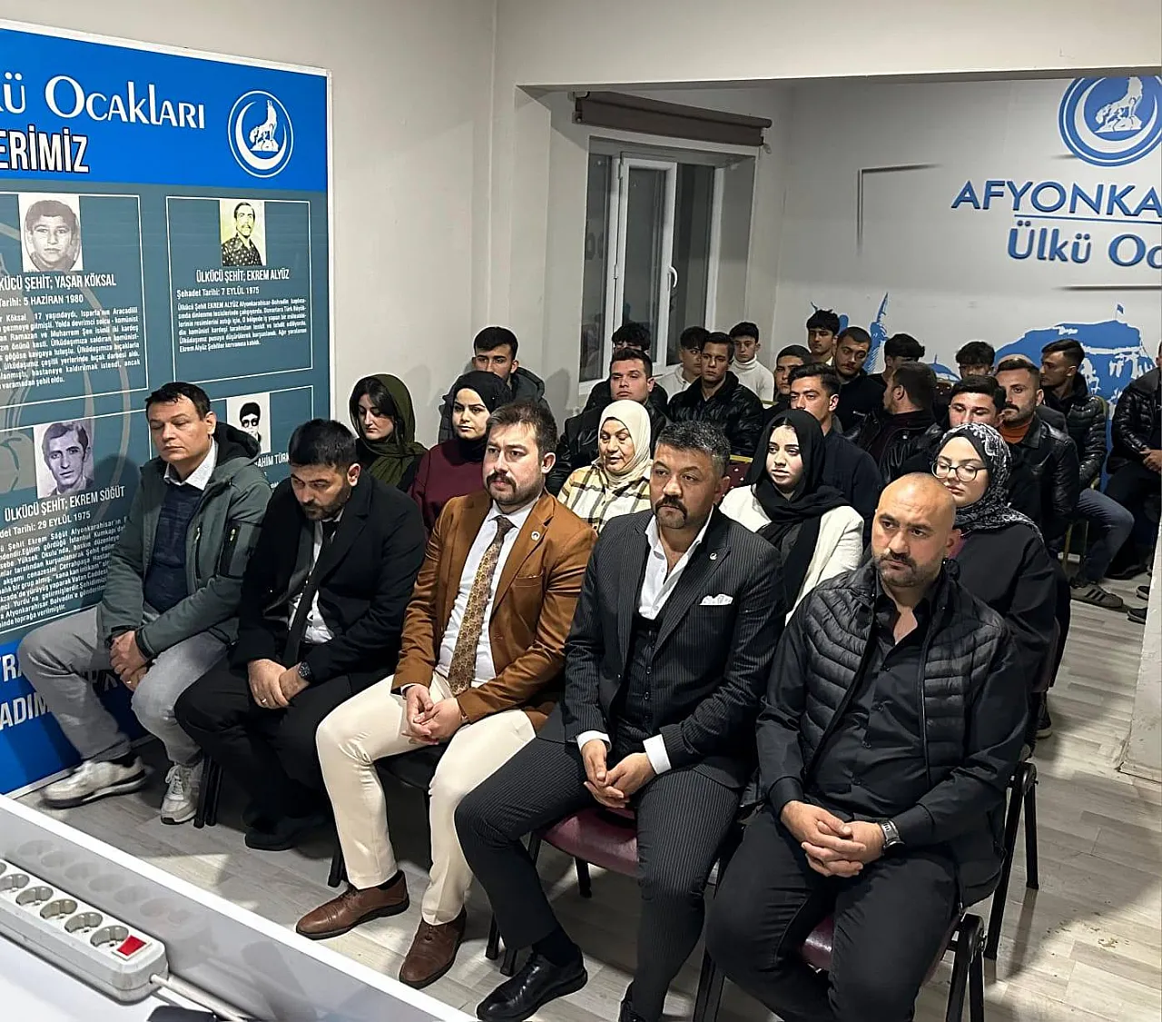 Ülkü Ocakları'nda Dualar Şehitlerimiz için