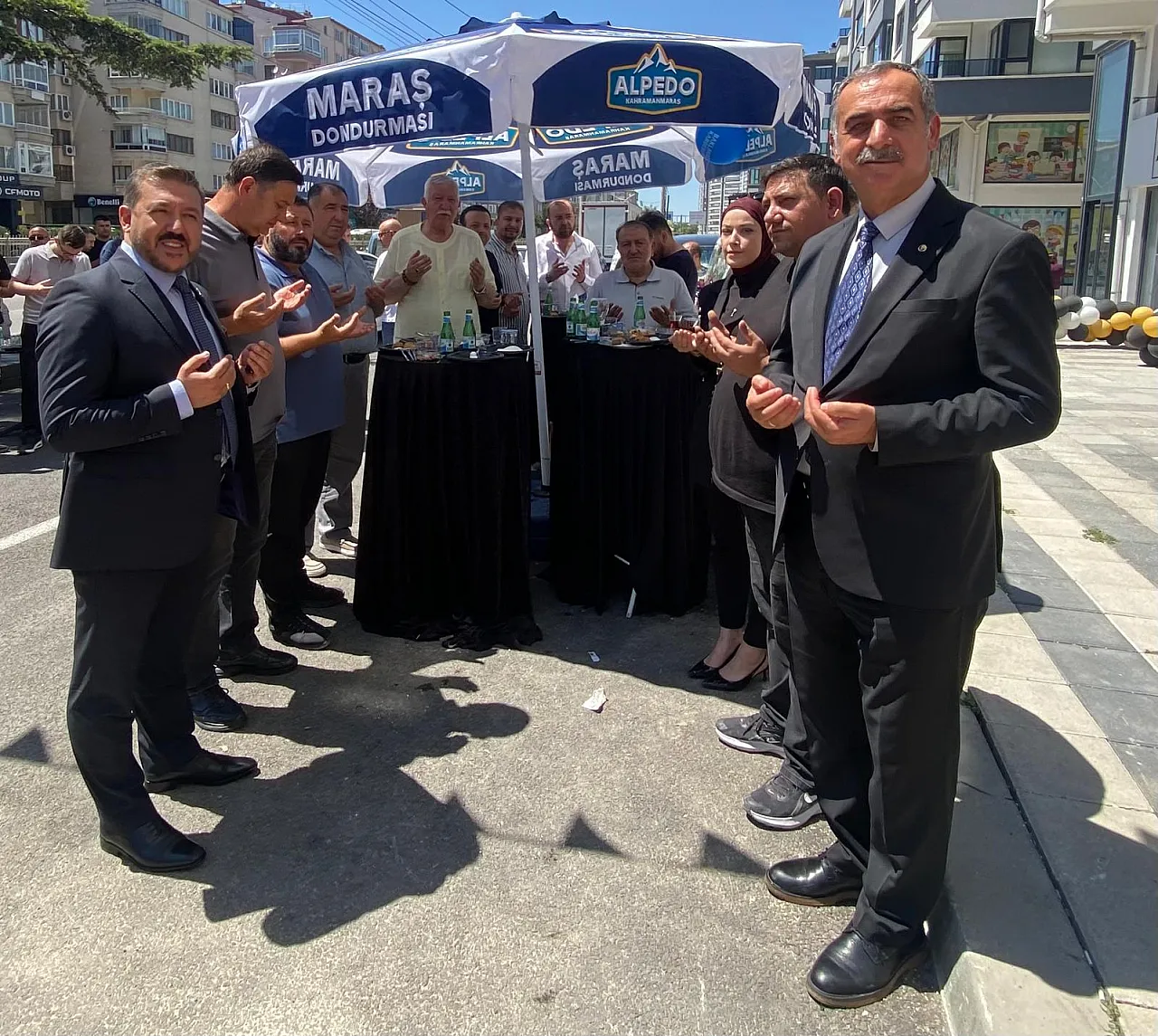 Afyon'un Sevilen Baklavacısından Büyük Hamle!