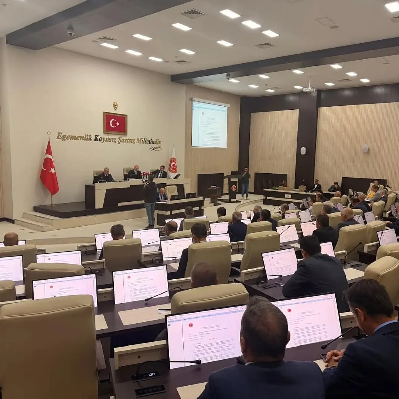 Siper: Taslak Bütçe 2 Milyarın Üzerinde Olacak