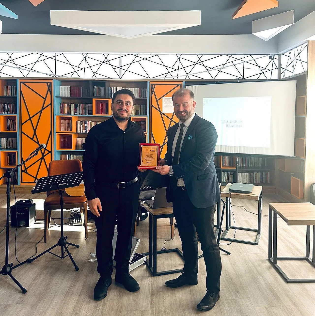 Müzik Öğretmenlerine Türkülerin Hikâyeleri Anlatıldı