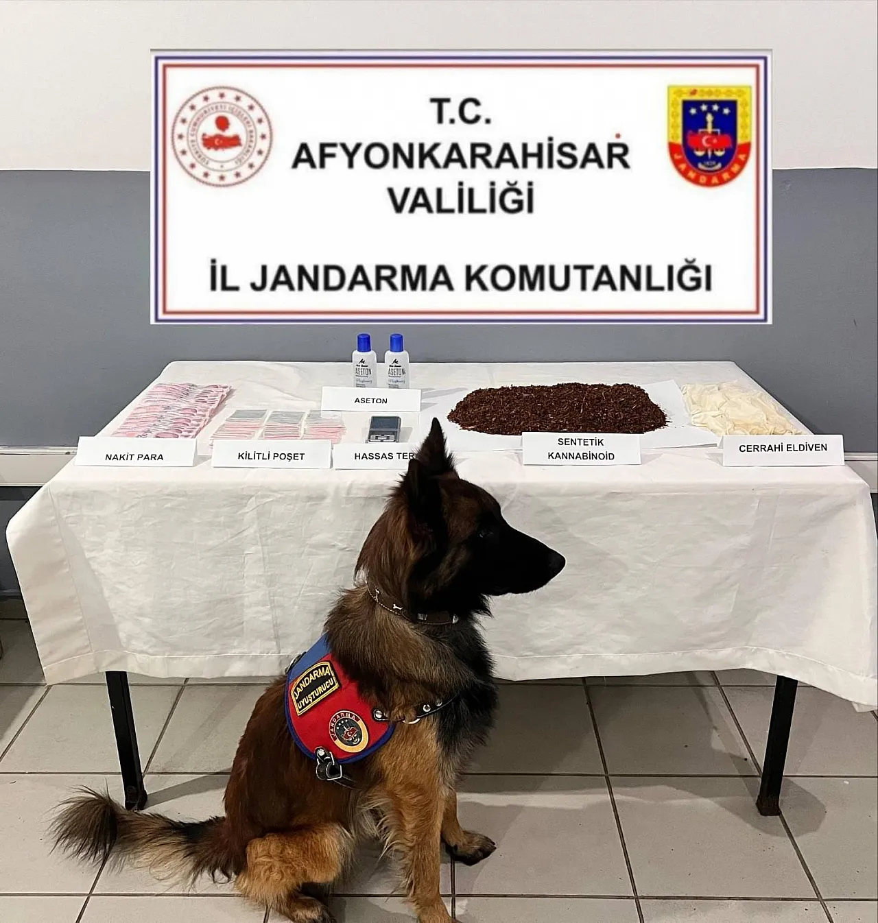 Sinanpaşa'da Uyuşturucu İmalatına Jandarmadan Suçüstü