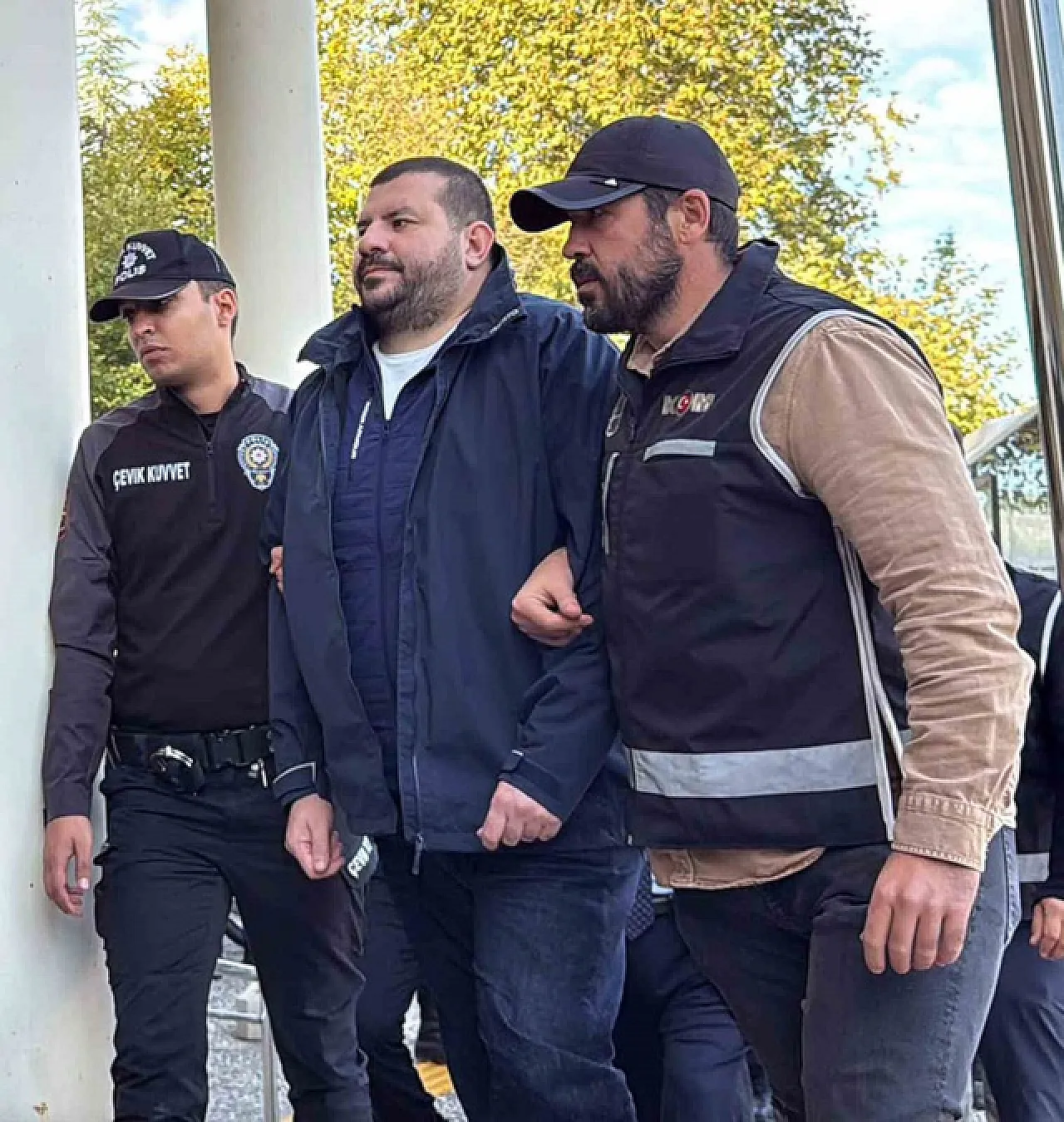 Muğla Milas Belediyesi'ne Operasyon: 18 Tutuklama