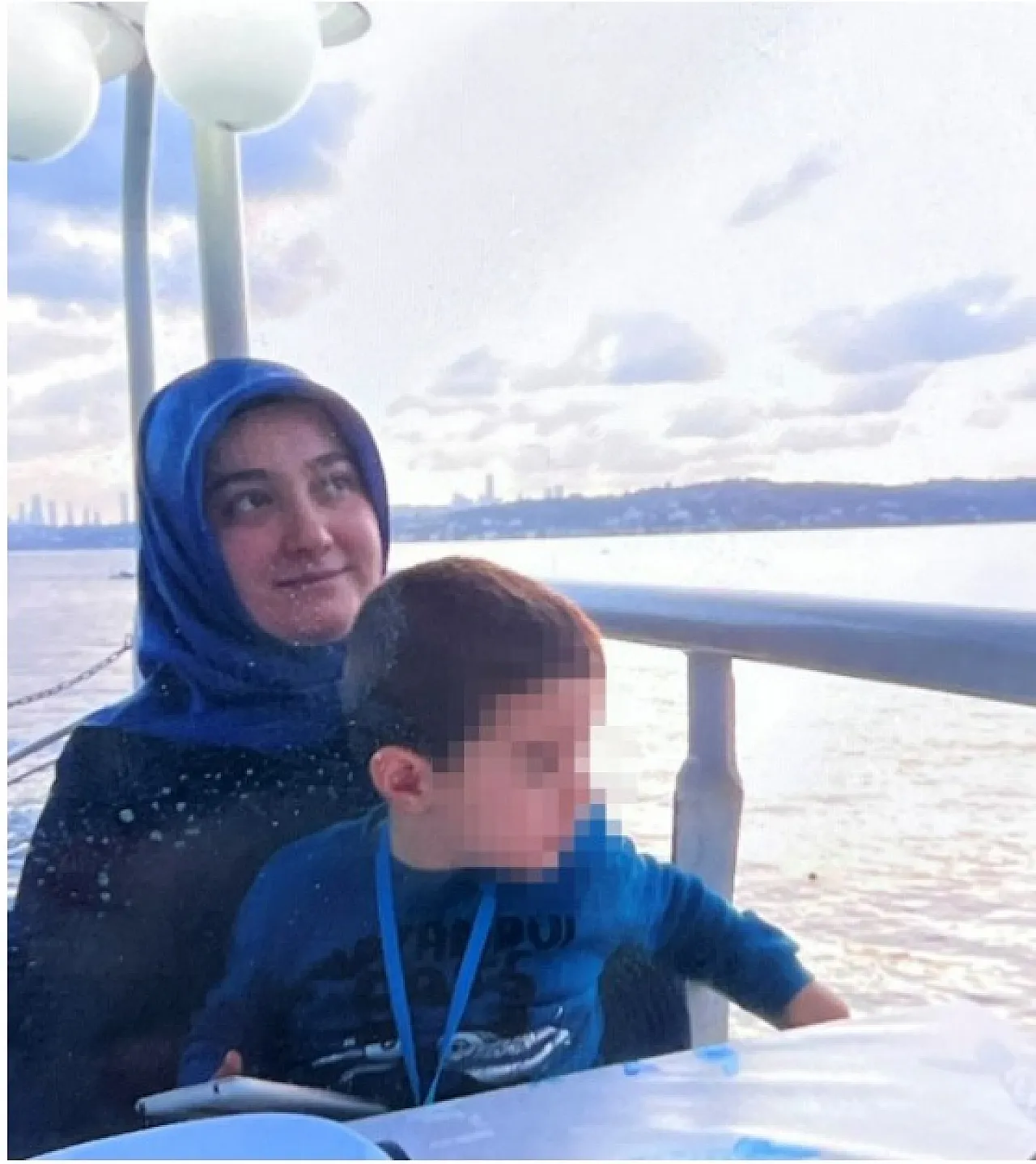 Öğretmen Koca 3 Çocuk Annesi Öğretmen Eşini Ve Kayınpederini Öldürdü