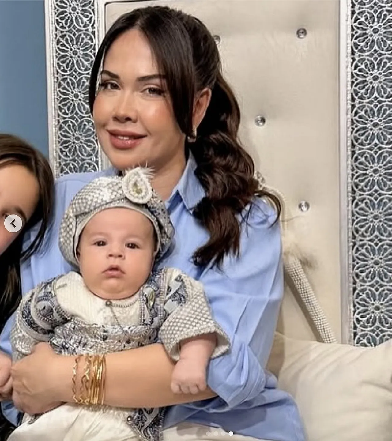 Özlem Öz'ün 5 Milyon Takipçili Instagram Hesabına Erişim Engeli Getirildi