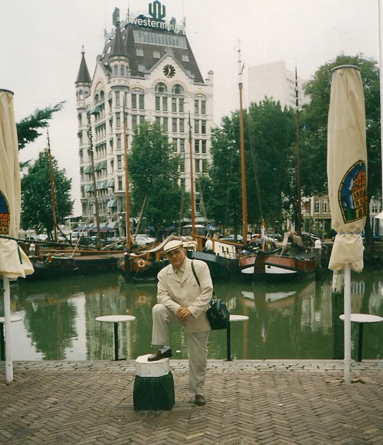 Rotterdam – Lahey (Hollanda)