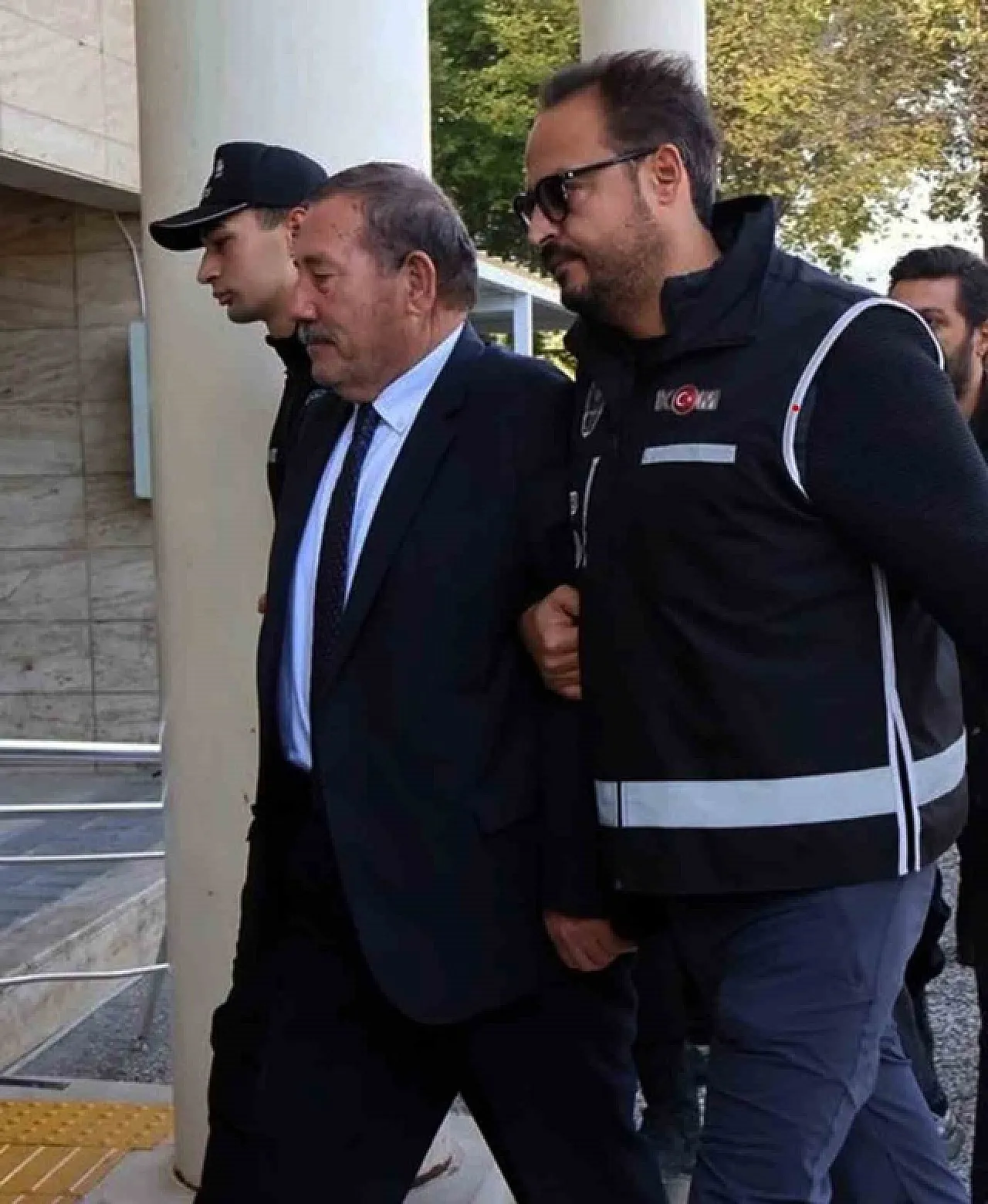 Muğla Milas Belediyesi'ne Operasyon: 18 Tutuklama