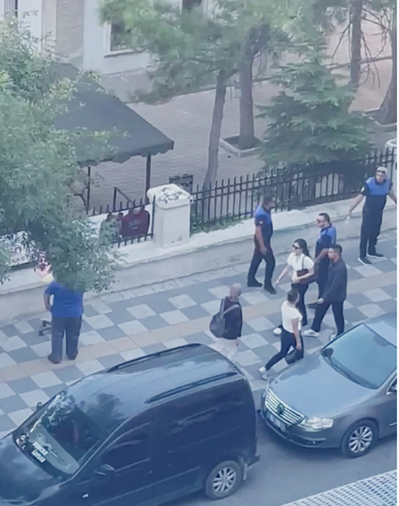 Belediye Zabıtası'ndan Engelli Seyyar Satıcıya Tekme-Tokat Dayak