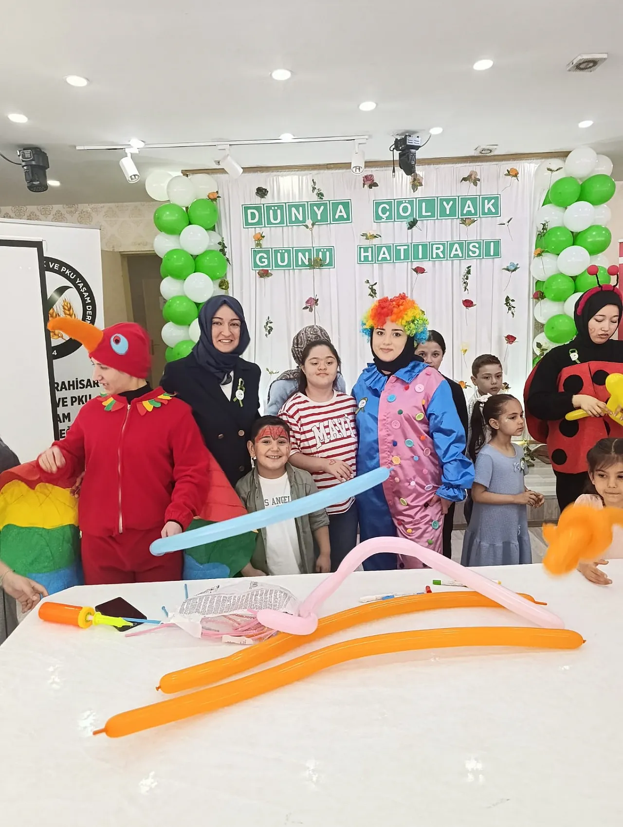 Müdür Sünnetci, Çölyaklı Çocukları Yalnız Bırakmadı