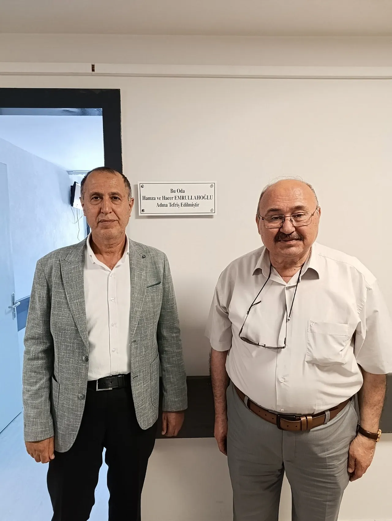 Sağlık Hizmetlerine Katkıya Plaketle Teşekkür Edildi