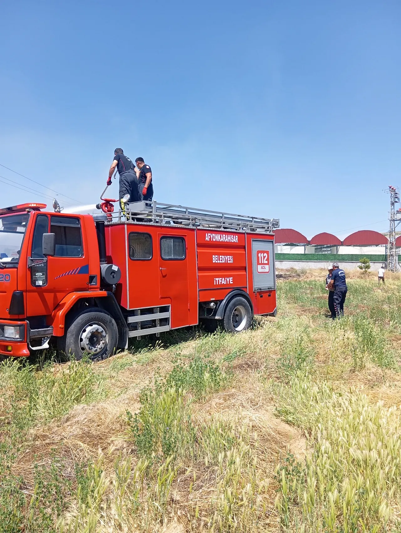 Afyonkarahisar'da Ot Yangınına Anında Müdahale