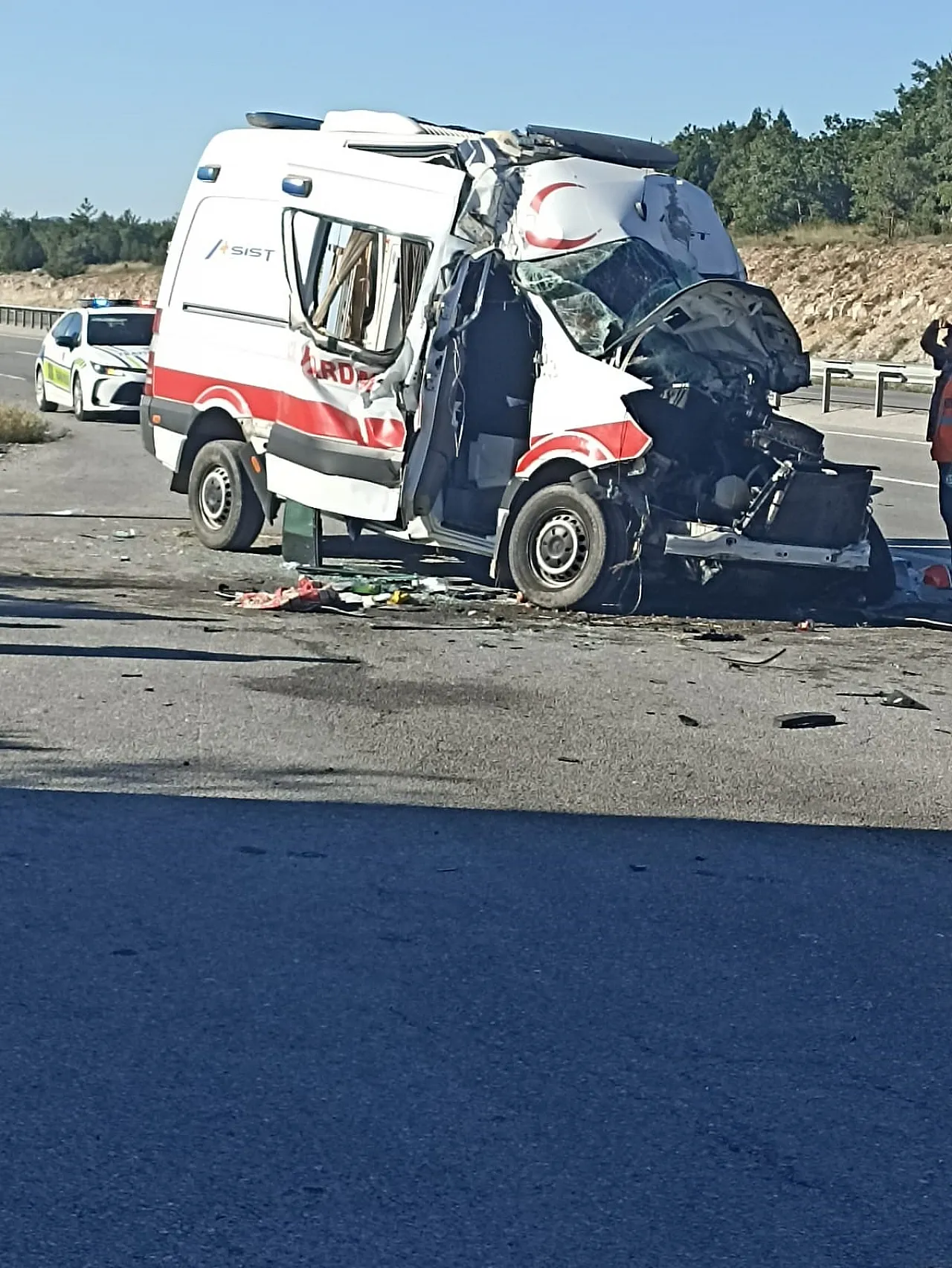 Kütahya-Afyon Yolunda Feci Kaza: 1 Ölü 4 Yaralı